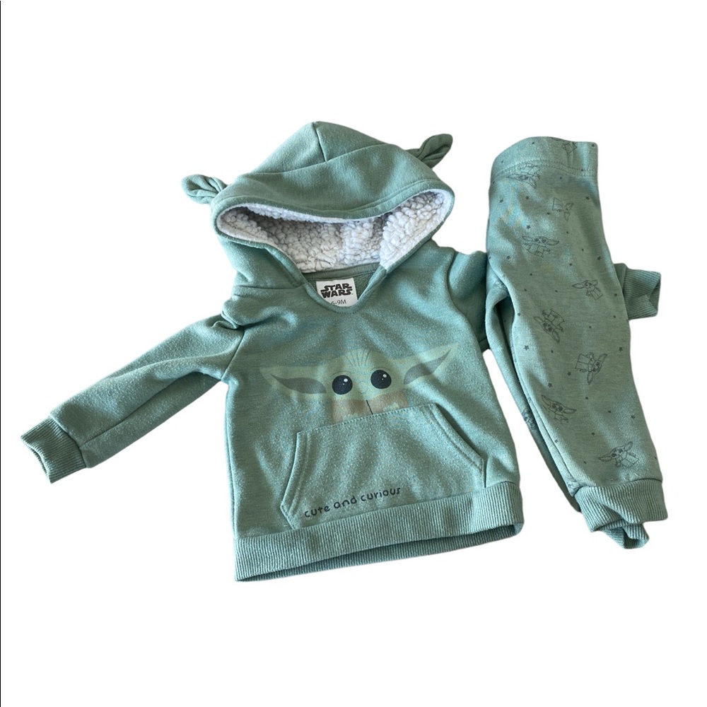 H&M baby yoda set